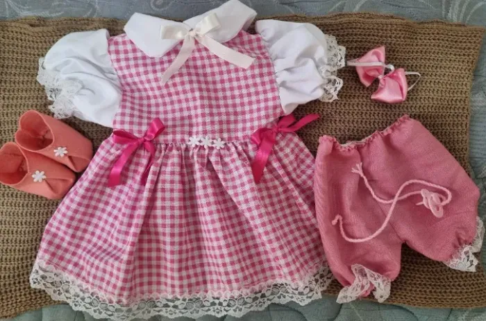 Roupa para boneca de 60 cm
