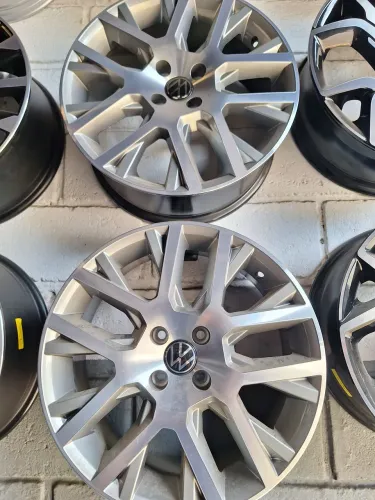 Rodas aro 17 Saveiro Cross novas dá KR só 3.150