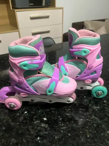Patins 80,00 em ótimas condições