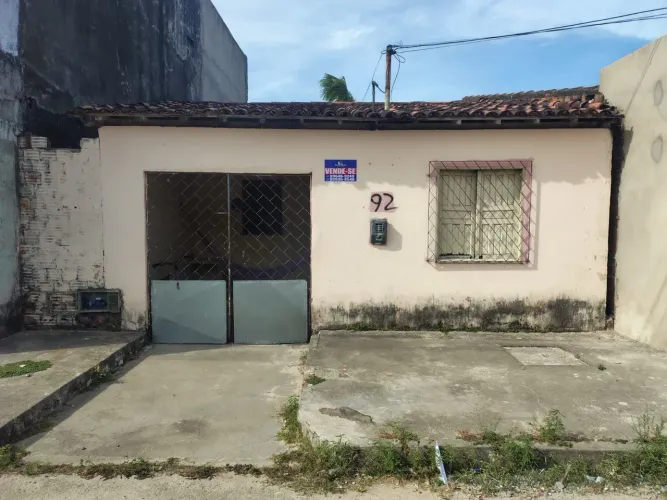 Vende-se Casa no Loteamento Novo Horizonte 