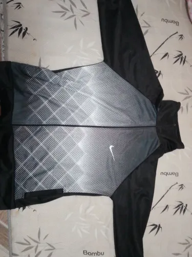 Nike tecido flexível que se adapta bem ao corpo tem bolsos funcionais tamanho (M) 