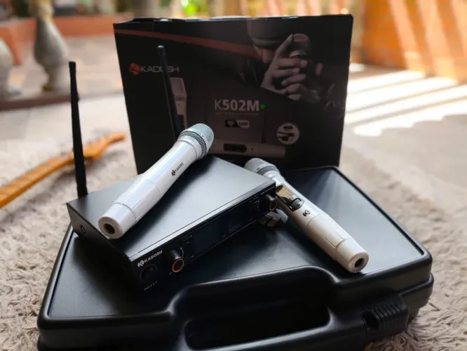 Par de microfones sem fio Kadosh K502