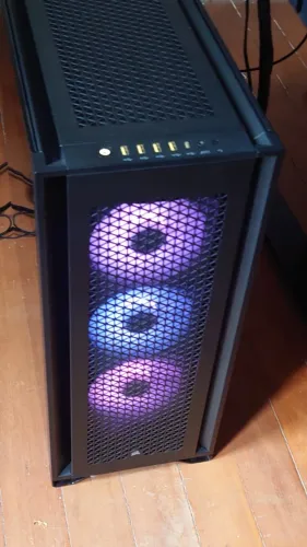 Gabinete Corsair 7000D Airflow