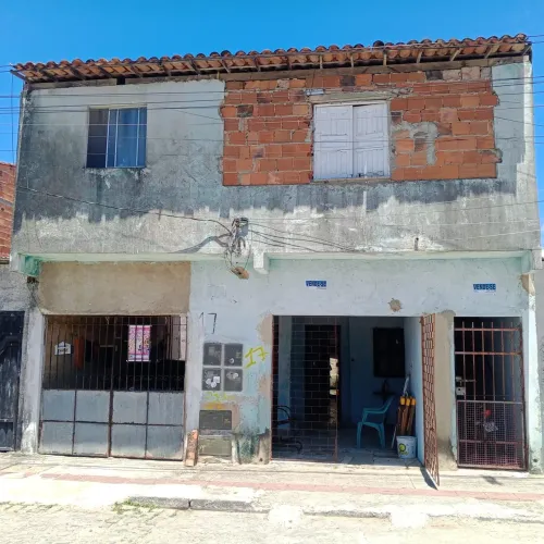 Vendo 2 casas no Barrio porto Dantas .