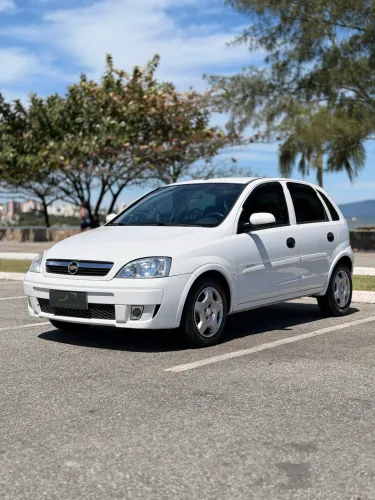 Chevrolet Corsa Hat. Maxx 1.4 8V Econoflex 5P 2011