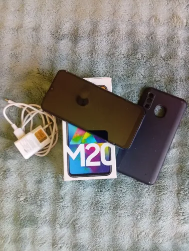 Galaxy M20