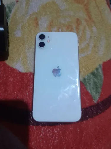 Vendo iphone seminovo novo