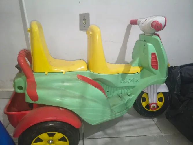 Motinha triciclo 2 lugares