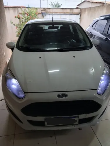 Ford Fiesta 1.5 16V Flex Mec. 5P 2015