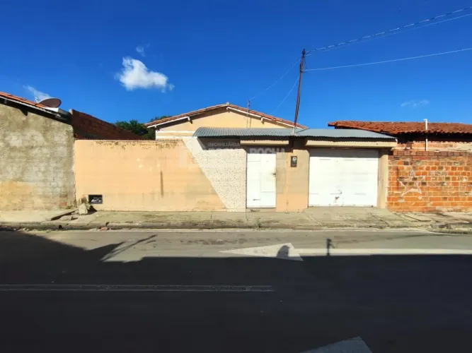 Casa para alugar com 120,00 metros quadrados no ITARARE - Teresina - Piauí