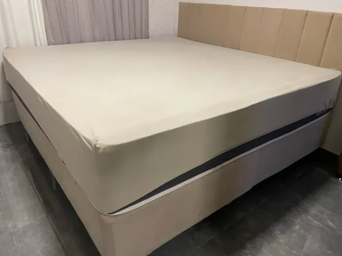 Cama Queen