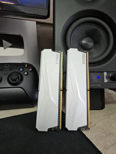 Memórias RAM CUSO 16gb(2x8) ddr4