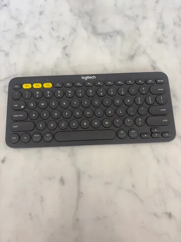 Teclado Portátil - Logitech