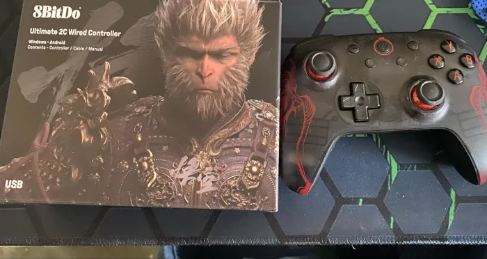 Controle 8 BitDo - Ultimate 2C - Versão de Colecionador - Black Myth Wukong