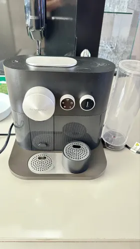 Maquina de Café Nespresso
