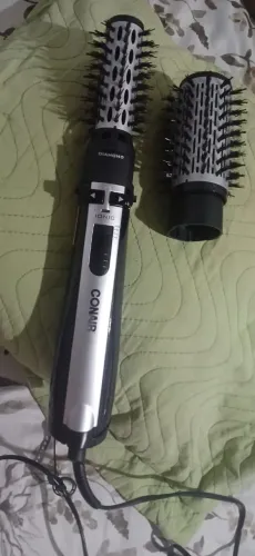 Vendo essa escova de cabelo