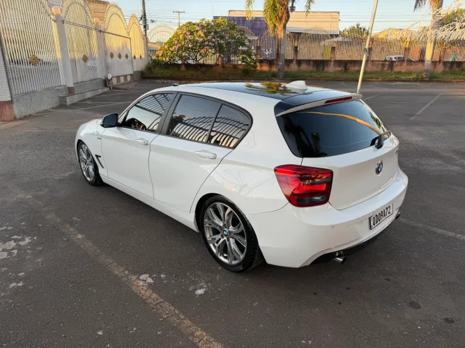 BMW 116IA 1.6 TB 16V 136cv 5P 2013