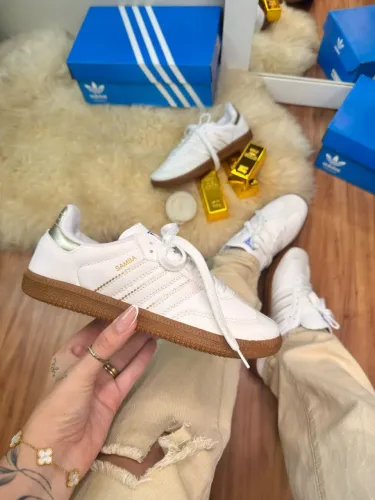 Tênis Feminino Casual Adidas Samba Sintético Branco/Ouro A Pronta Entrega