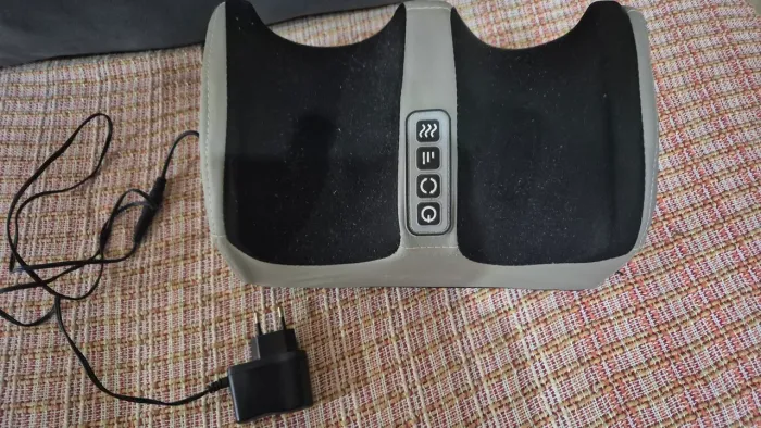 Massageador shiatsu pés e pernas