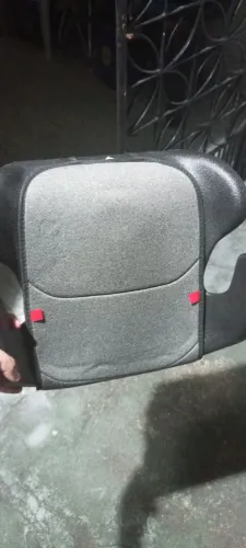 Cadeirinha de segurança para carro infantil
