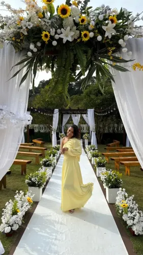 vestido de festa amarelo