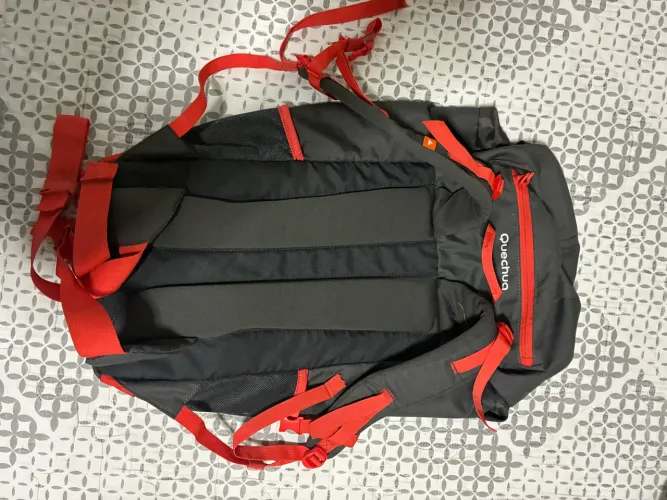 Mochila Quechua 40L