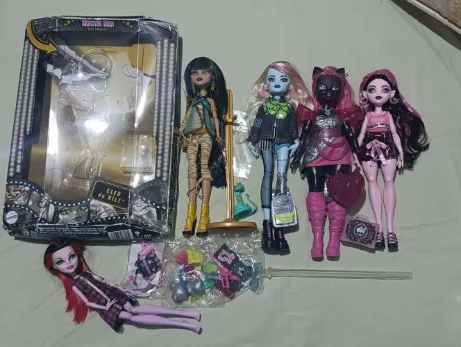 Lote bonecas Monster High 