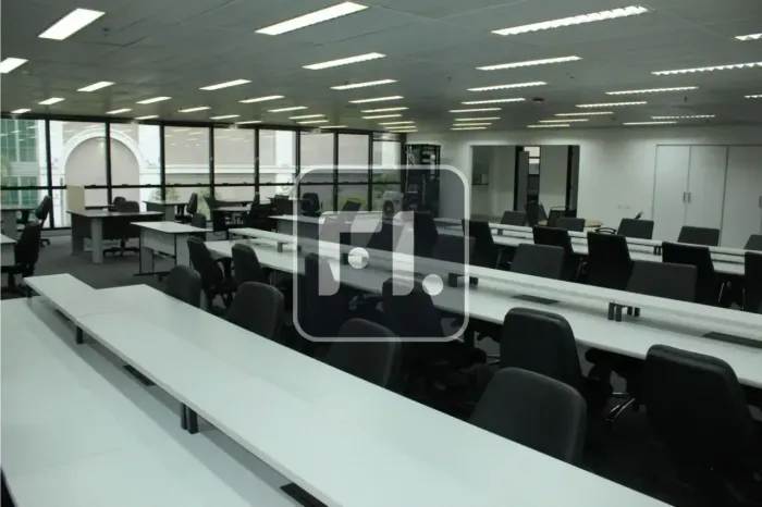 Escritório para aluguel e venda com 250 metros quadrados em Vila Olímpia - São Paulo - SP