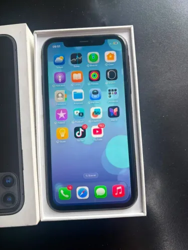 Vendo iPhone 11 / 128 gb