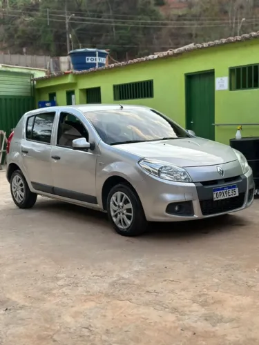 Renault Sandero Expression Hi-flex 1.6 8V 5P 2013