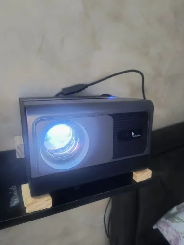 Projetor Bettdow Ac1073