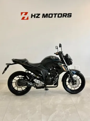YAMAHA FAZER 250 2024