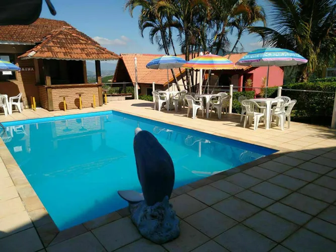 Penedo a partir 60,00 Por pessoa com piscina temos venda e alugamos mensal