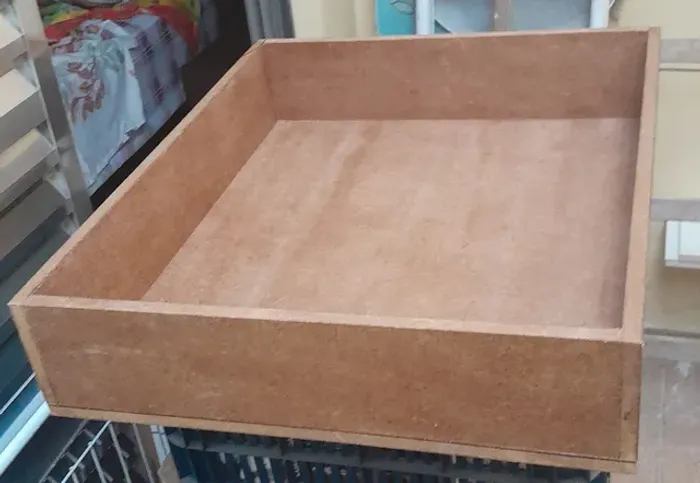 Caixa MDF Nova. " Troco".