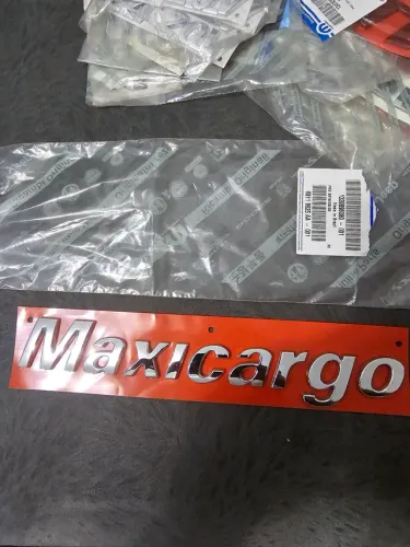 Ducato emblema maxicargo tampa traseira novo original