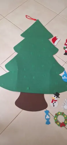 Árvore de Natal de feltro