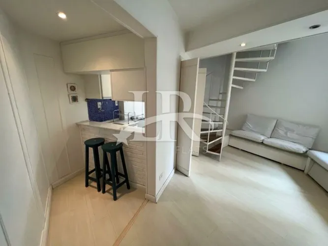 LR Flats Apartamento e Studio - Duplex mobiliado para alugar na Vila Nova Conceição.