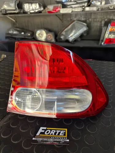 Lanterna lado direito do Honda New Civic 2007 a 2011