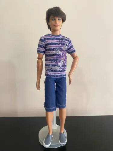 Ken Barbie Fashionista Mattel articulado Ryan 2012