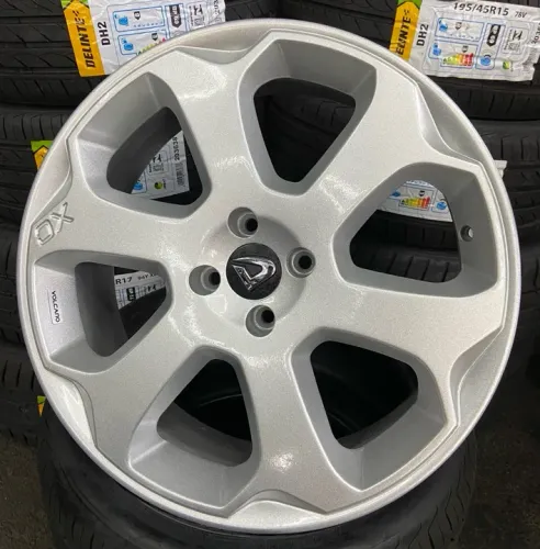Roda Volcano aro 18x6 4x100