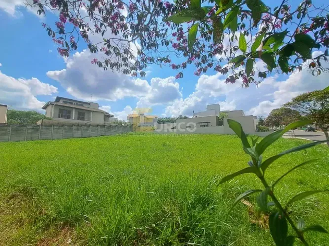 Terreno em Condomínio à venda no Condomínio Canto Del Bosco em Valinhos/SP