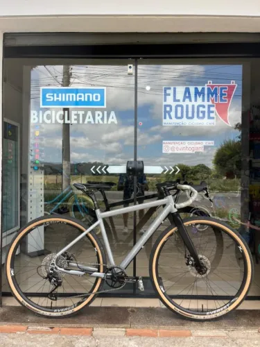 BIKE GRAVEL SHOW ALUMÍNIO TAM. P - PESO 9,800KG - SEM DETALHES