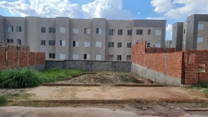 Terreno 8m x 20m - quitado - Reserva Macaúba