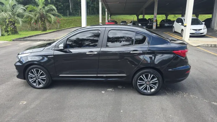 Fiat Cronos Precision. 1.8 16V Flex Aut. 2019