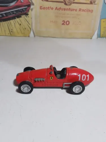 Miniatura Ferrari 1952 500 F2