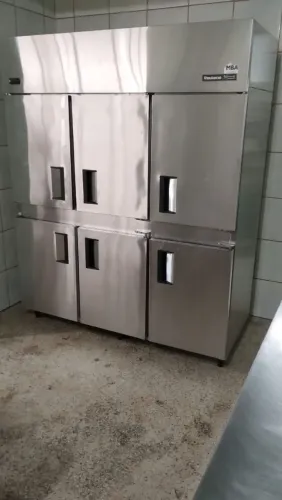 Geladeira comercial 6 portas Linha Prime Venancio - Guilherme  