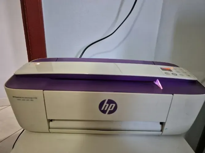 Multifuncional - Jato de Tinta - HP Deskjet Ink Advantage 3787 - Branca e Roxa