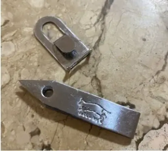 Mini pinça de aço inox para chaveiro