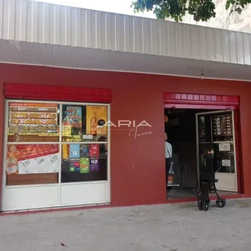 Casa com Ponto Comercial à VENDA no Cj. Requião - Maringá, PR.