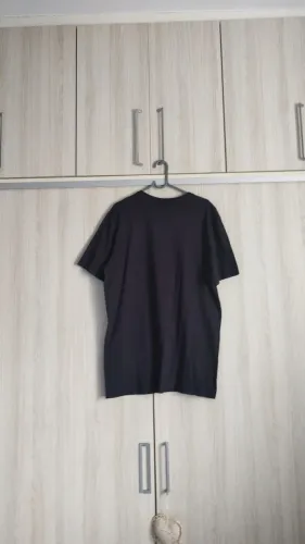 Camiseta Hering Preta Básica - Conforto e Estilo